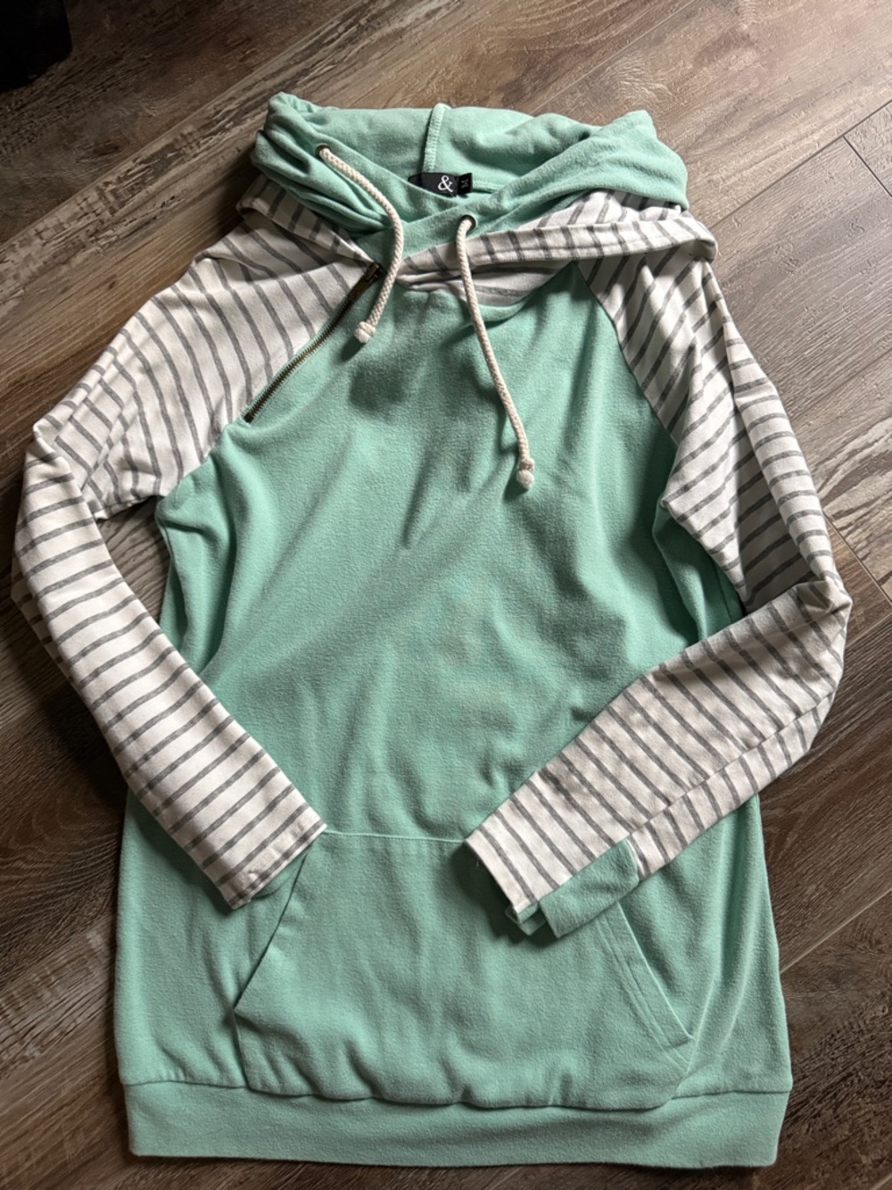 AMPERSAND AVE Mint Green Hoodie with Gray-White Striped Sleeves
